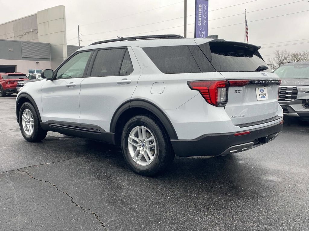 New 2026 Space White Metallic Ford Active image 5
