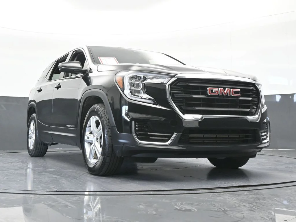Used 2023 Ebony Twilight Metallic GMC SLE image 58