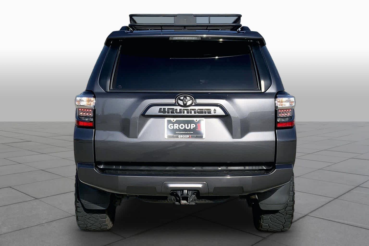 Used 2022 Magnetic Gray Metallic Toyota SR5 image 5