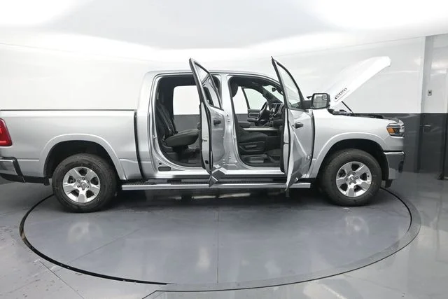 New 2026 Silver Zynith Exterior Paint RAM Big Horn/Lone Star image 36