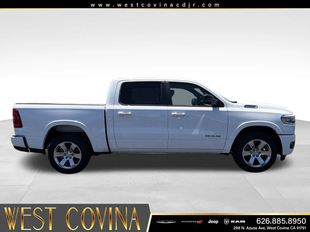 Used 2025 White Ram Big Horn/Lone Star image 12