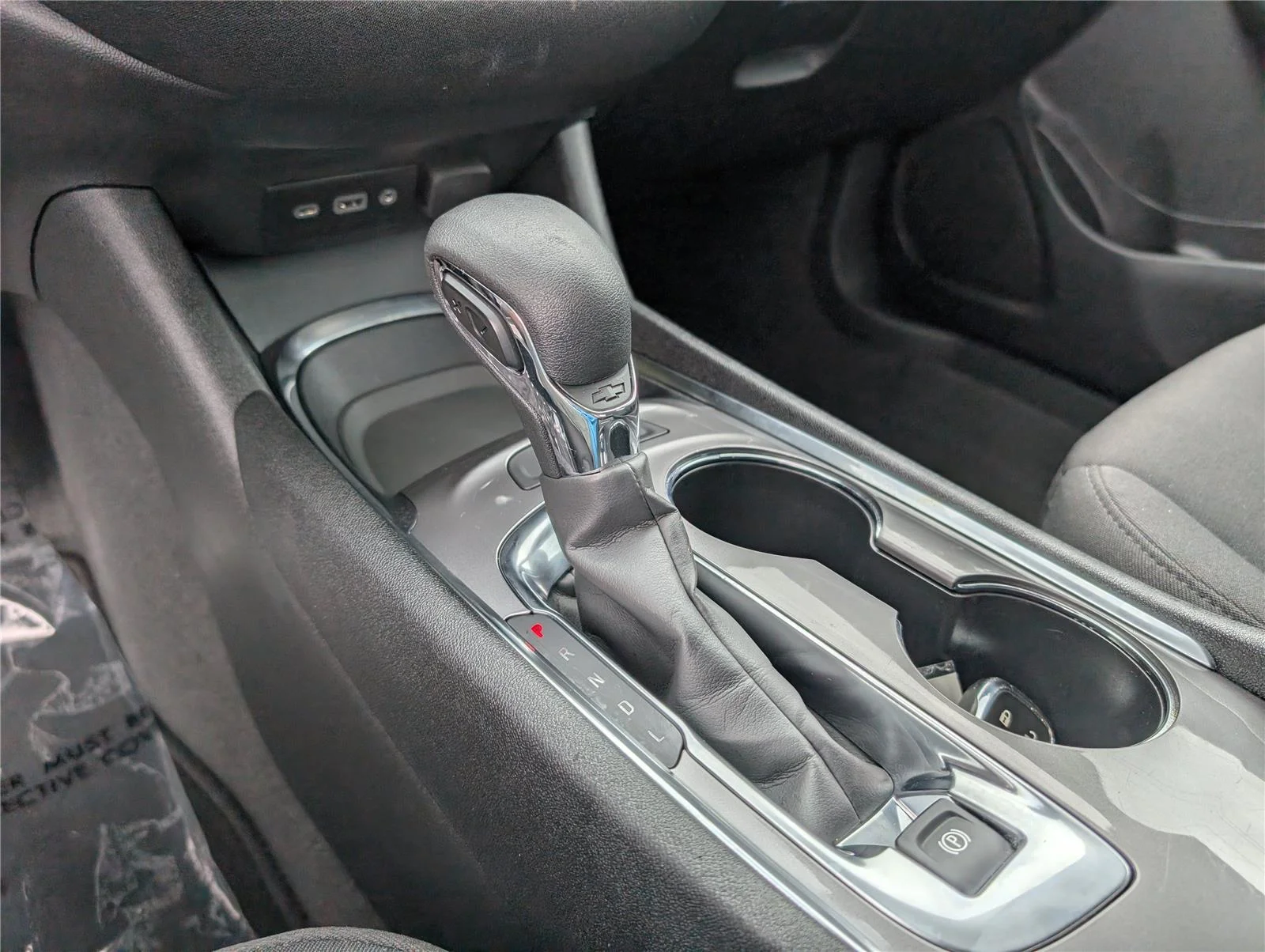Used 2024 Sterling Gray Metallic Chevrolet 1LT image 19