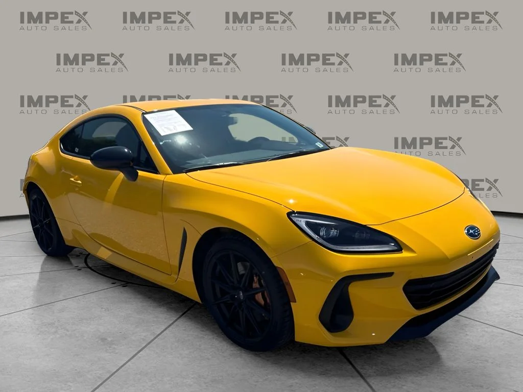 Used 2026 Yellow Subaru Series.Yellow image 4
