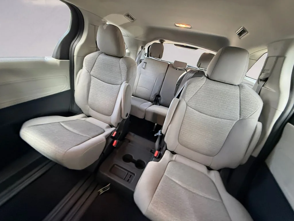 Used 2022  Toyota LE image 16