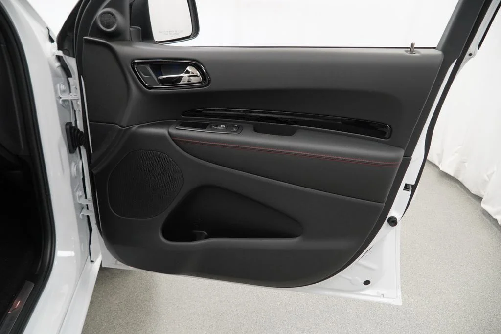 New 2026 White Knuckle Clear-Coat Exterior Paint Dodge GT Plus HEMI V8 image 34