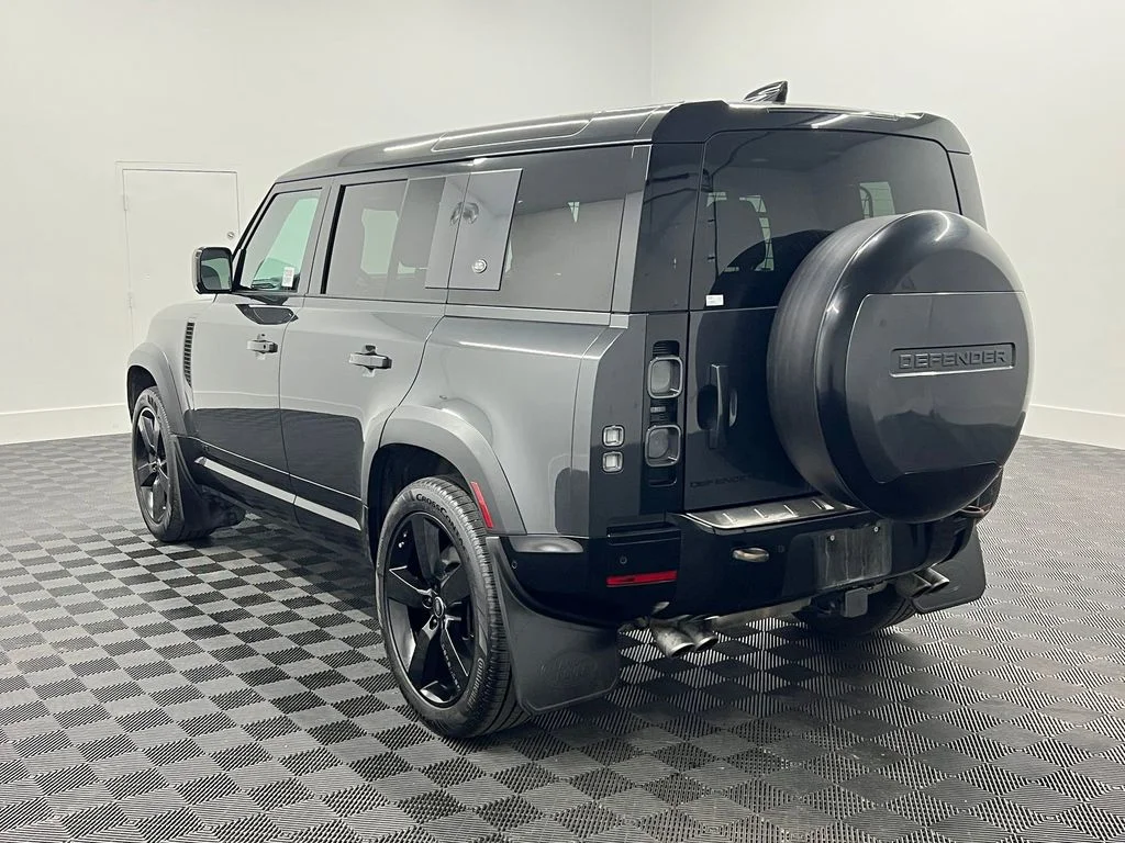 Used 2023 Carpathian Grey Premium Metallic Land Rover V8 AWD Carpathian Edition image 3