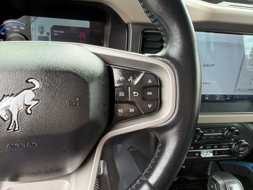 Used 2024 White Ford Wildtrak image 17