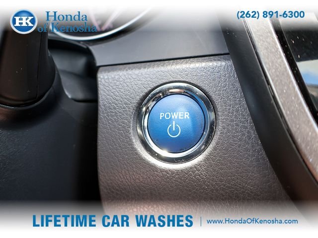 Used 2024 Ice Toyota SE image 19
