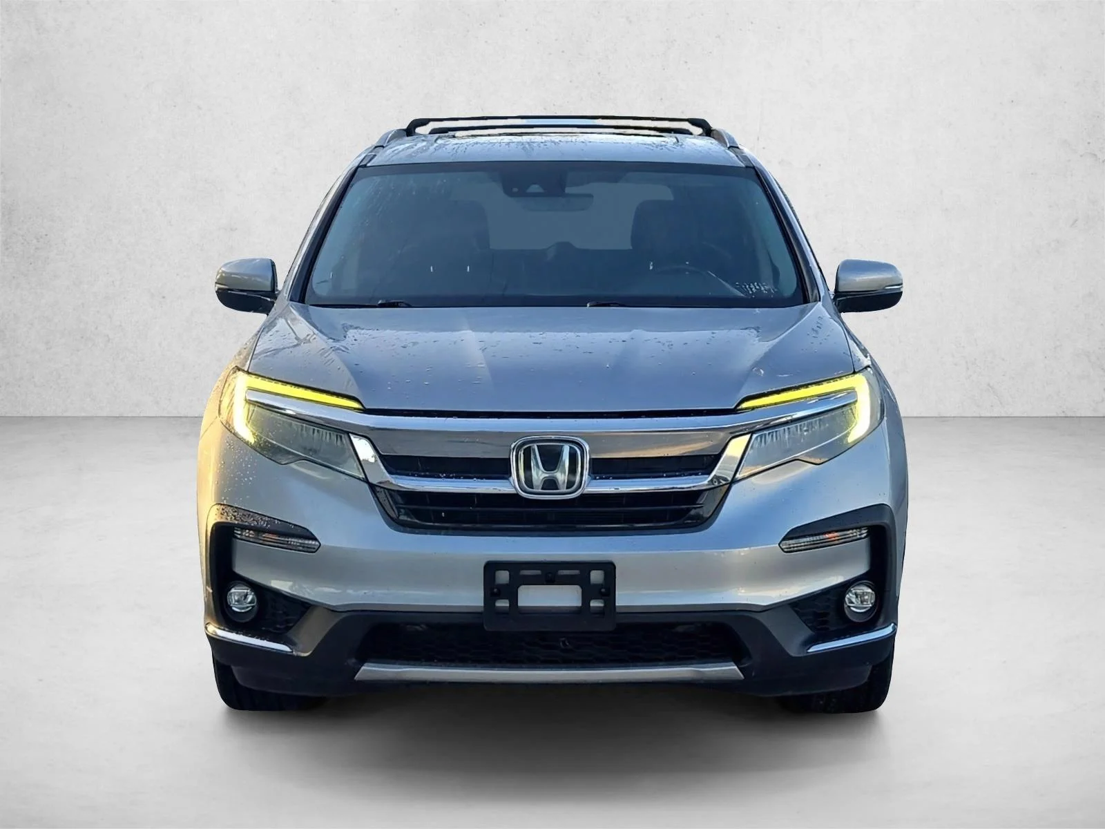 Used 2019 Gray Honda Elite image 2