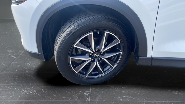 Used 2018 White Mazda Touring image 33
