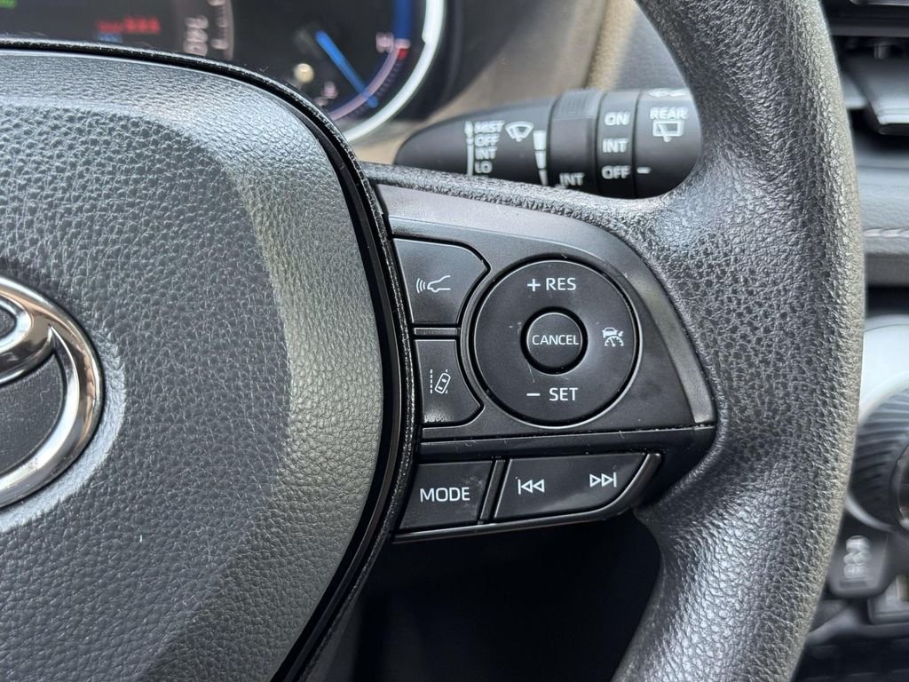 Used 2025 Silver Toyota XLE image 12