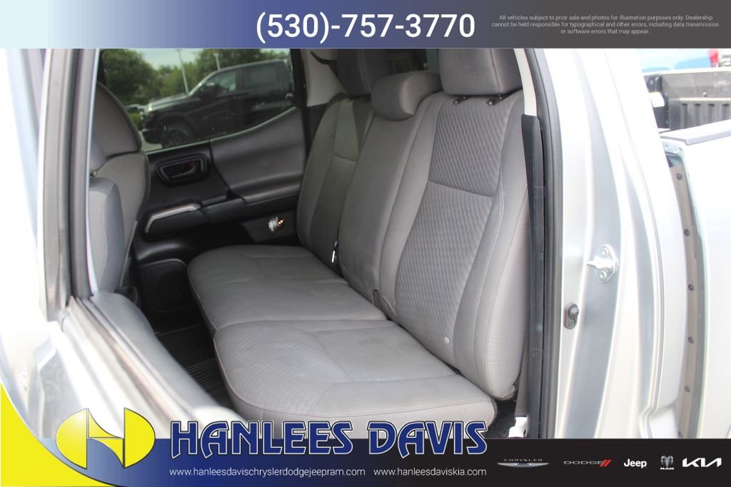 Used 2022 Silver Toyota SR5 image 14