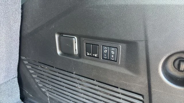 Used 2024 White Chevrolet RST image 35