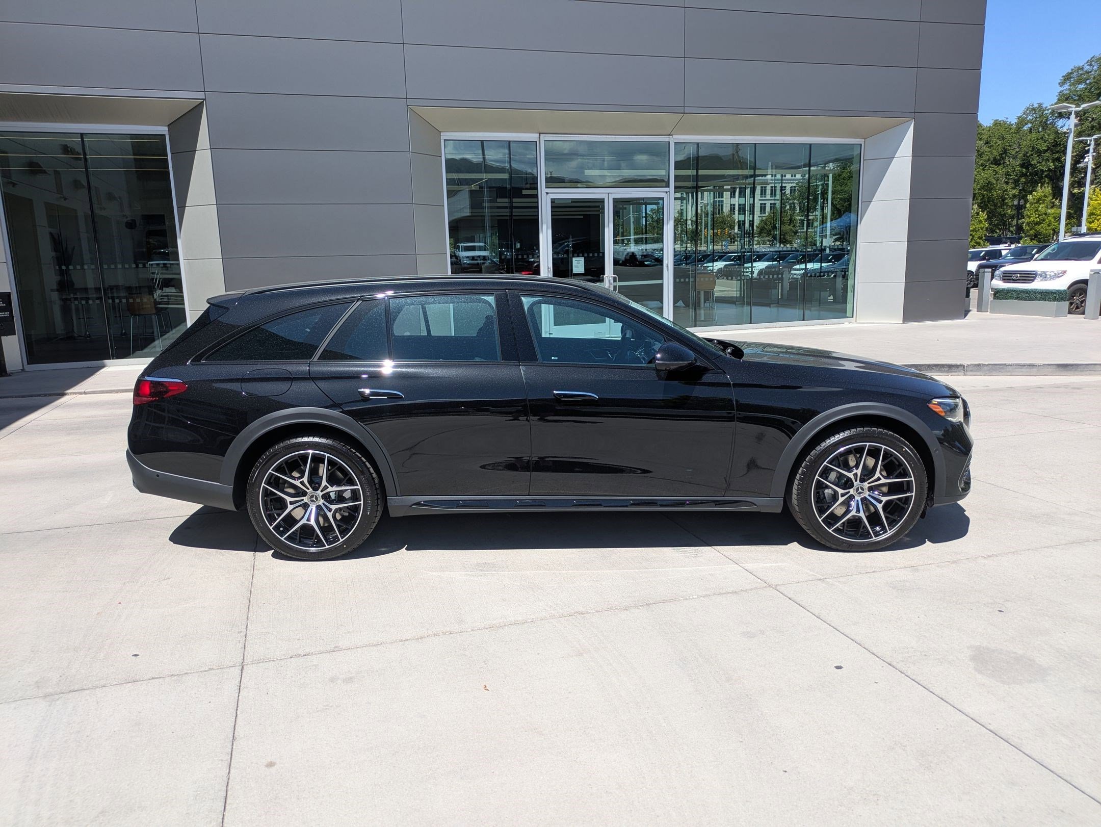 New 2026 Obsidian Black Metallic Mercedes-Benz E 450 image 2