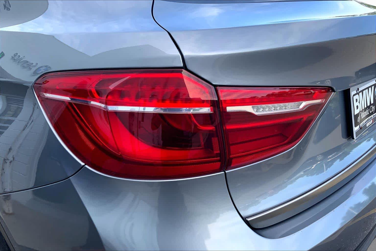 Used 2019 Space Gray Metallic BMW xDrive35i image 27