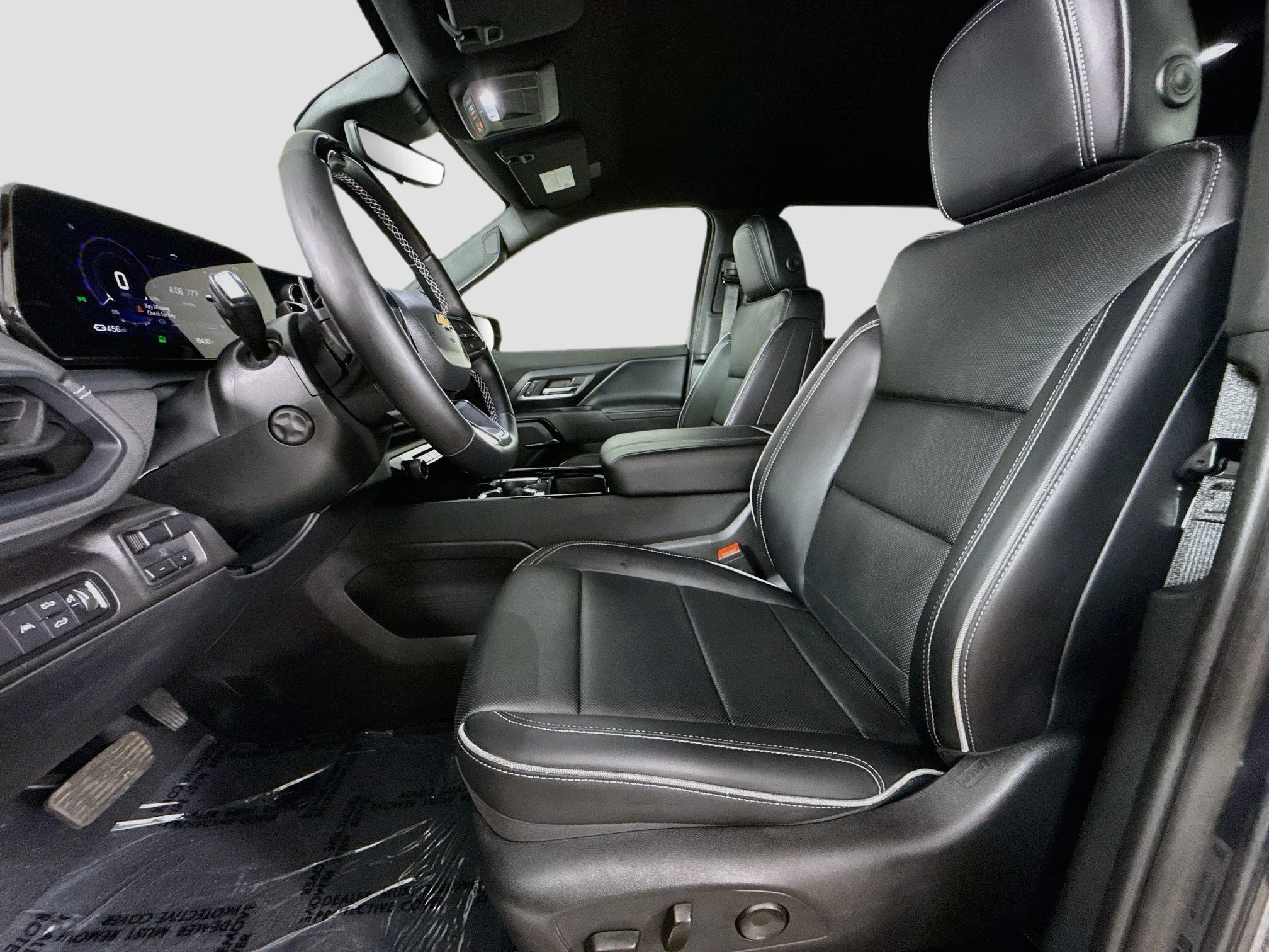 Used 2026 Blue Smoke Metallic Chevrolet LT - Max Range image 23