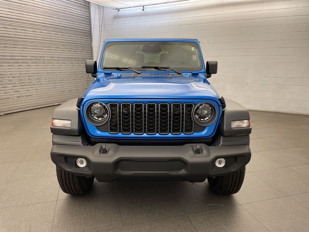 New 2026 Hydro Blue Pearl-Coat Exterior Paint Jeep Sport S image 6