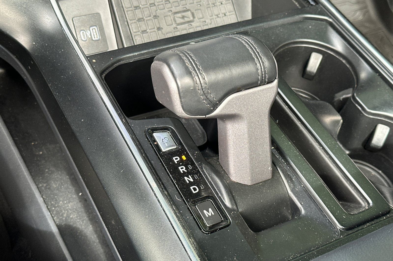 Used 2023 White Ford Raptor image 25