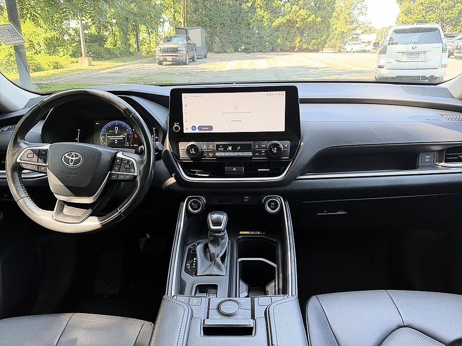 Used 2024 Storm Cloud Toyota XLE image 18