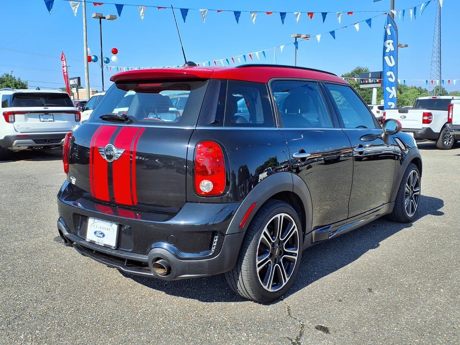 Used 2015 Absolute Black Metallic MINI John Cooper Works image 2
