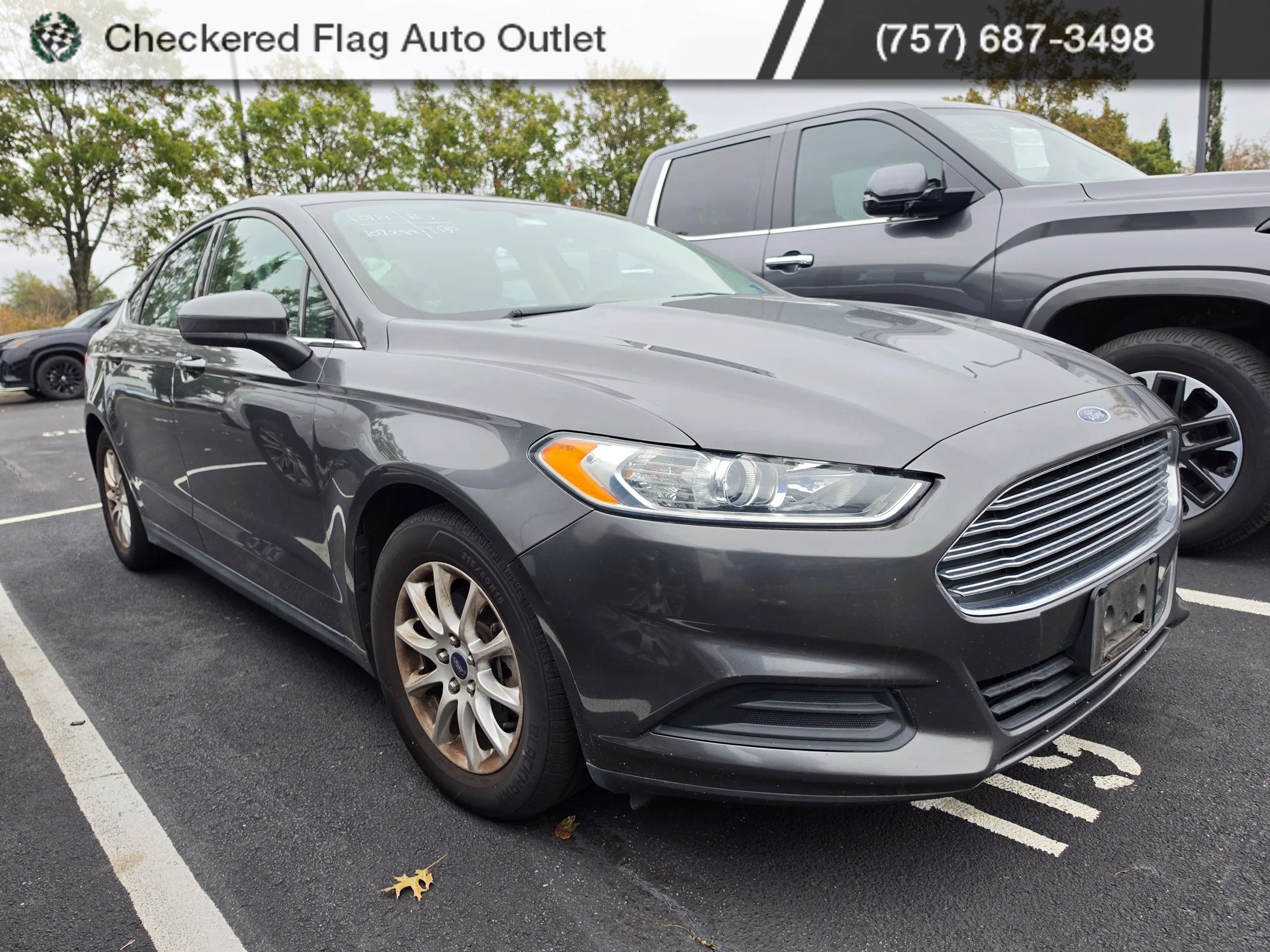 Used 2016 Magnetic Ford S image 3