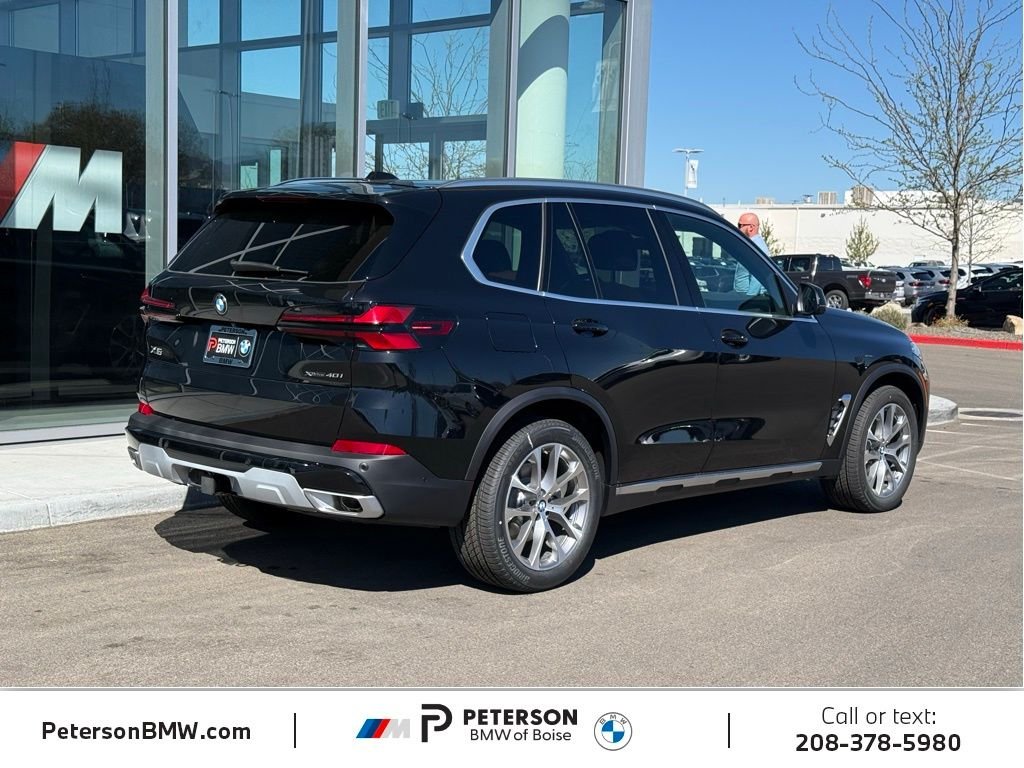 New 2026 Black Sapphire Metallic BMW xDrive40i image 5