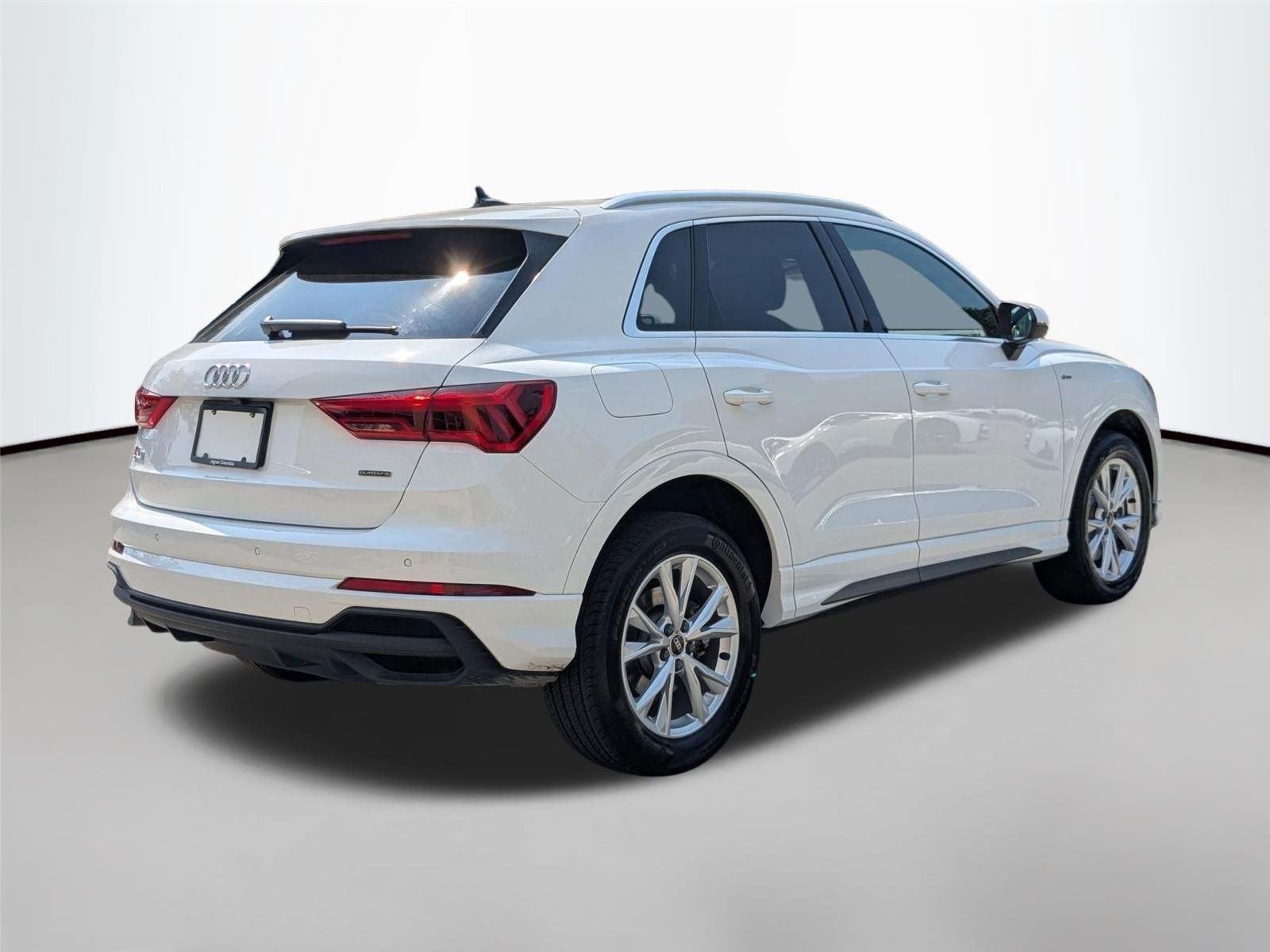Used 2025 Arkona White Audi S line Premium image 5