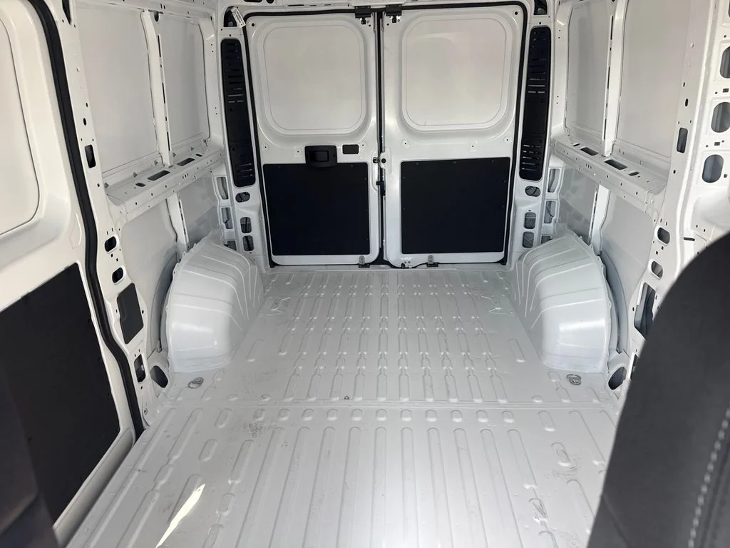 New 2026 Bright White Clear-Coat Exterior Paint RAM Tradesman image 21
