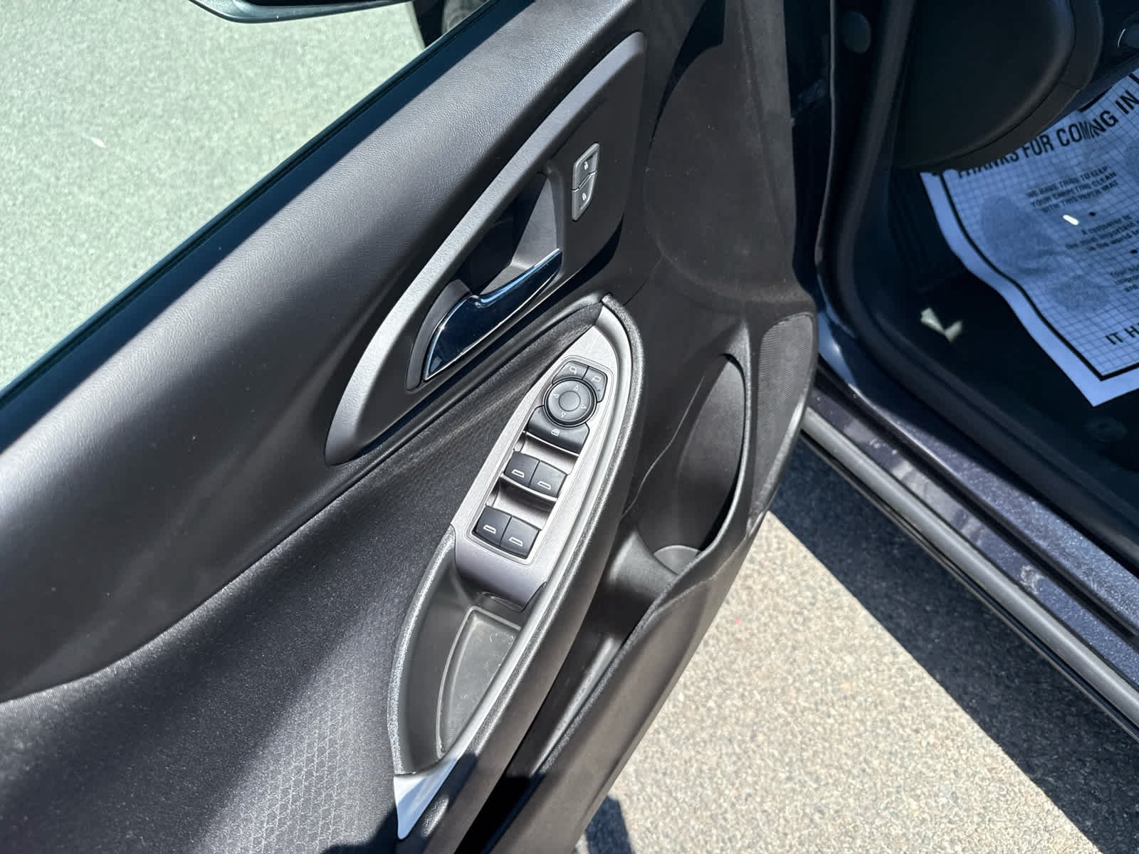 Used 2022 Dark Ash Metallic Chevrolet FL image 13