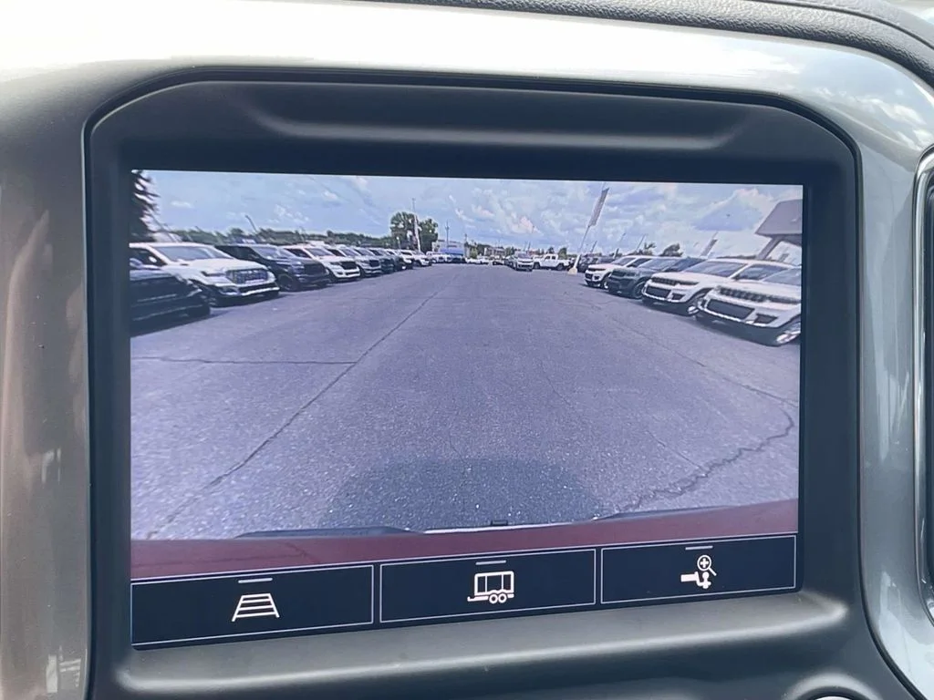 Used 2022 Red Chevrolet LTZ image 34