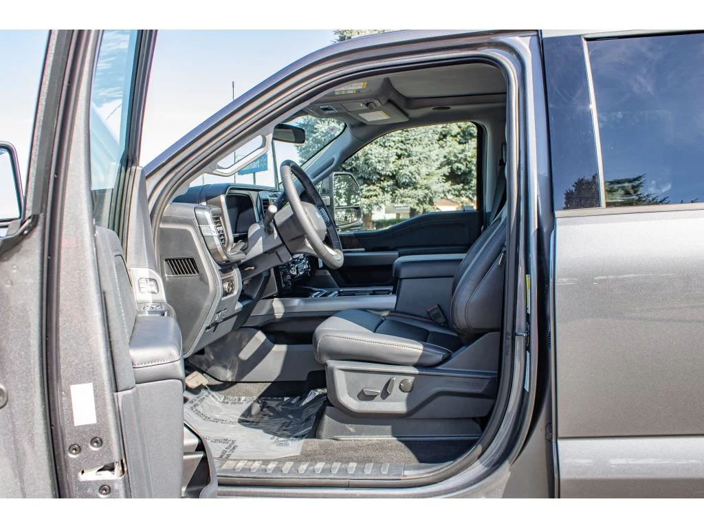 New 2026 Carbonized Gray Metallic Ford F-350® Lariat® image 30