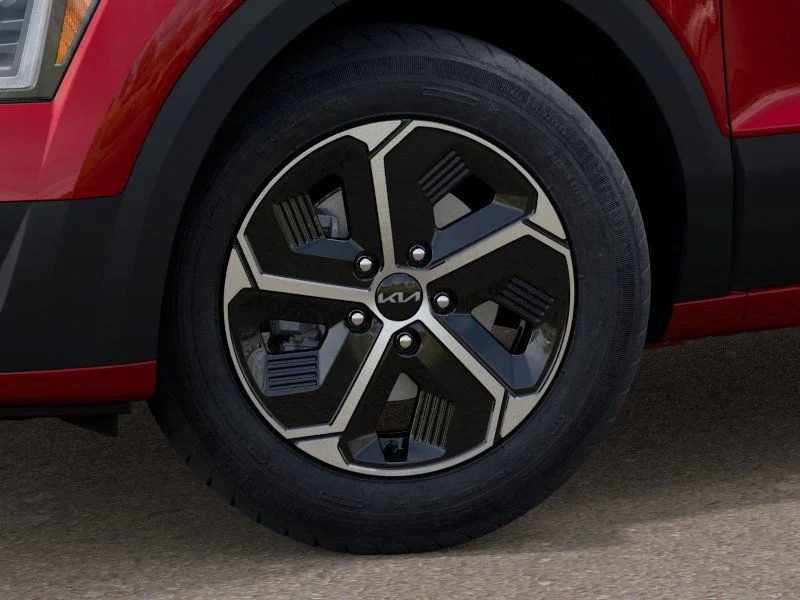 Used 2025 Red Kia LX image 9