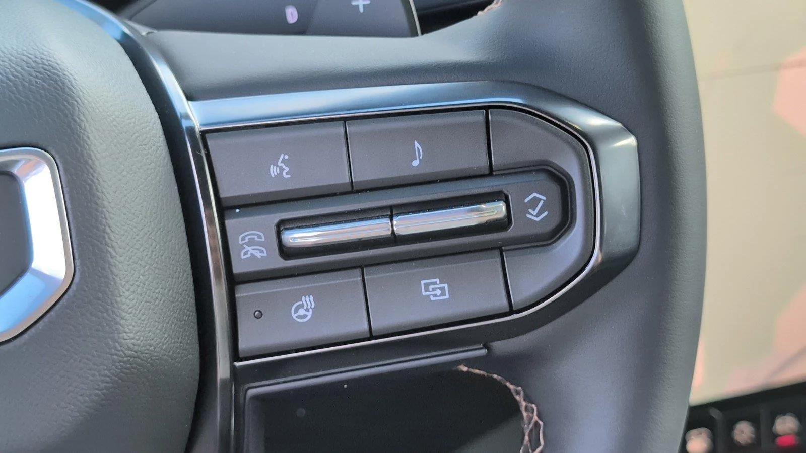 New 2026 Sterling Metallic GMC AT4 image 30