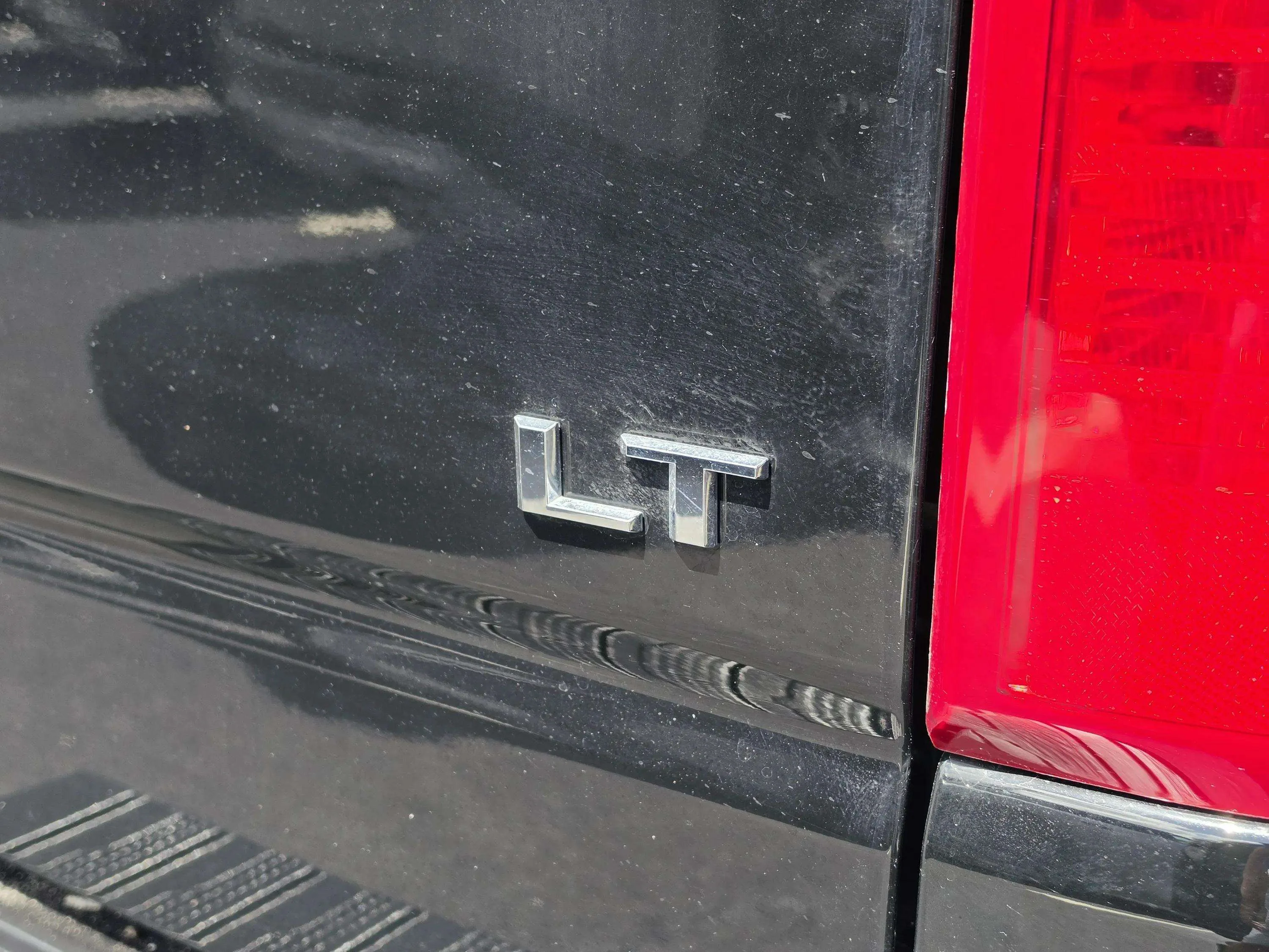 Used 2025 Black Chevrolet LT image 16
