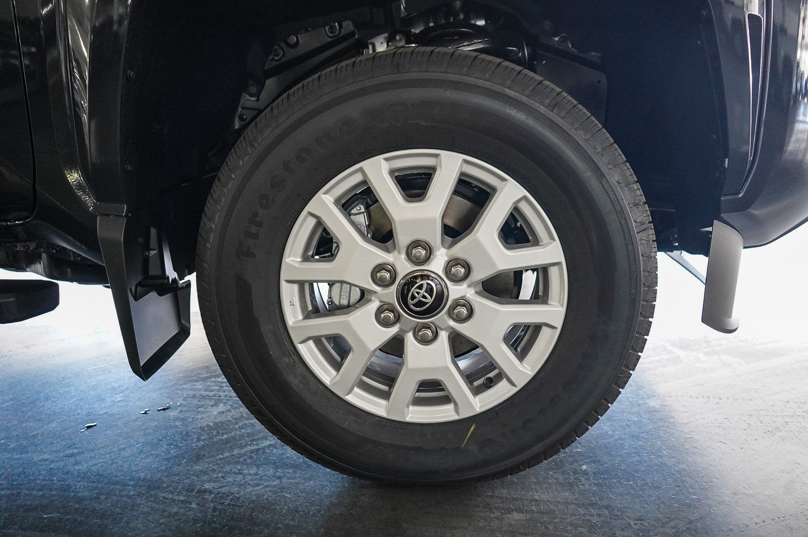 New 2026 01l7 Toyota SR5 image 9