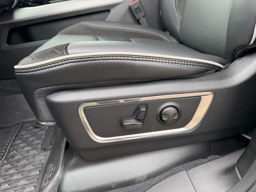 2026 RAM 1500 Laramie - Photo 14