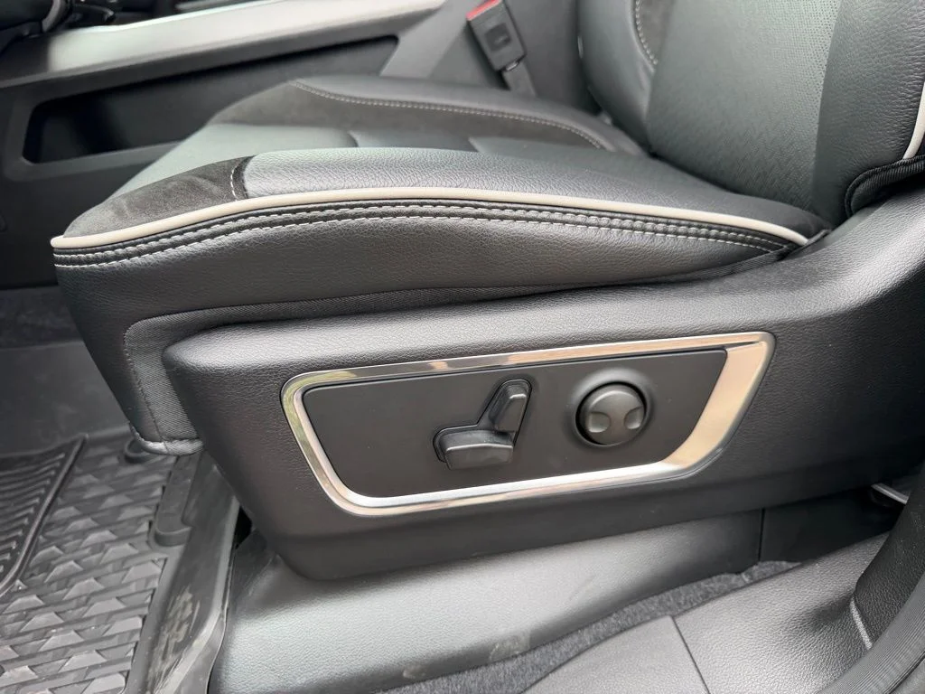 2026 RAM 1500 Laramie - Photo 14