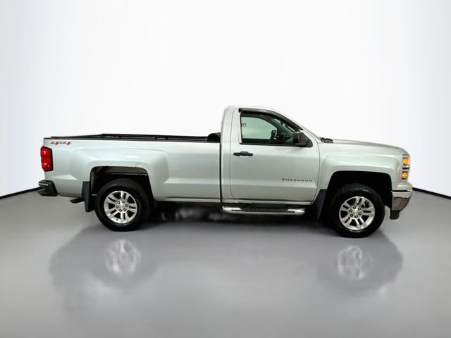 Used 2014 Silver Chevrolet LT image 8