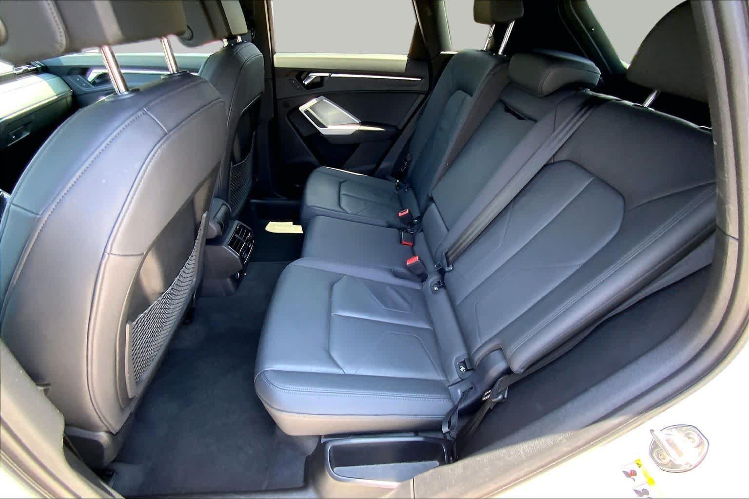 Used 2025 Arkona White Audi S line Premium image 21