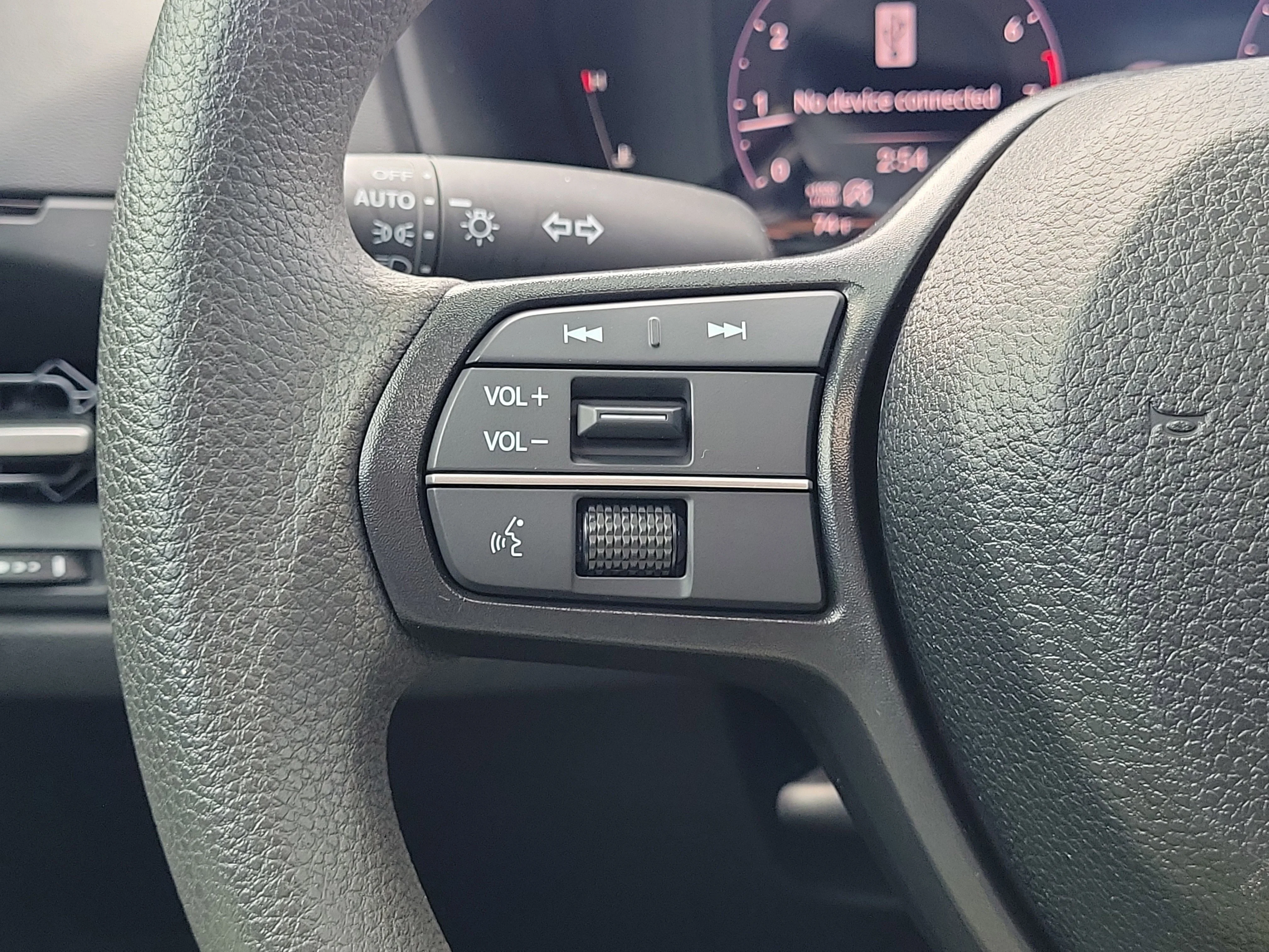 2025 Honda Accord SE - Photo 59