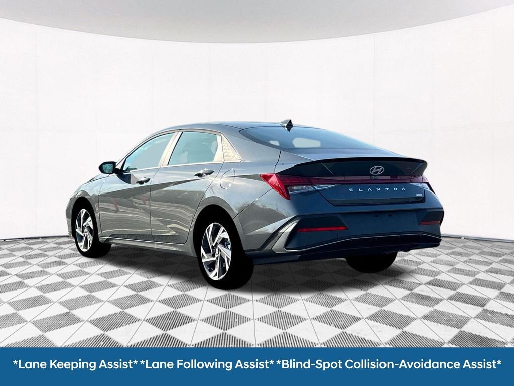2025 Hyundai Elantra Blue - Photo 8