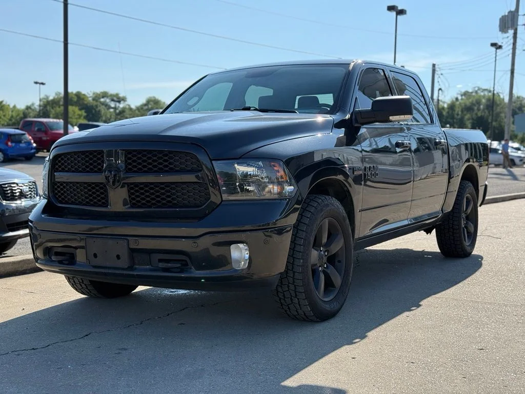 Used 2018 RAM Ram 1500 Pickup Big Horn with VIN 1C6RR7LT0JS301585 for sale in Crestwood, KY
