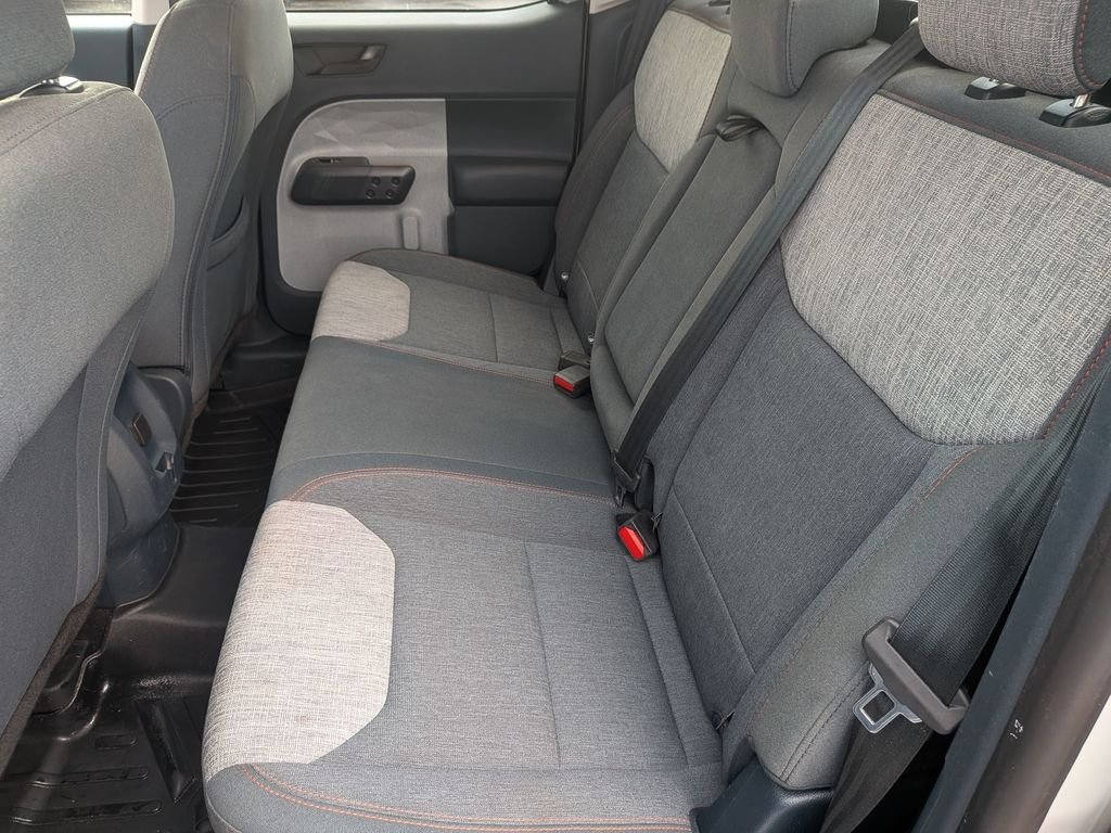 Used 2023 Green Ford XLT image 30