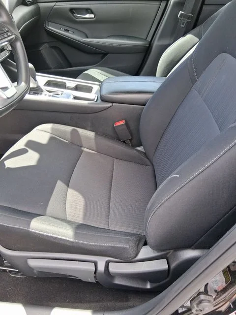 Used 2024 Black Nissan SV image 3