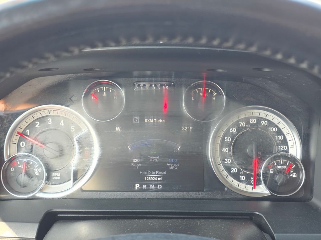 Used 2018 White Ram Laramie image 39