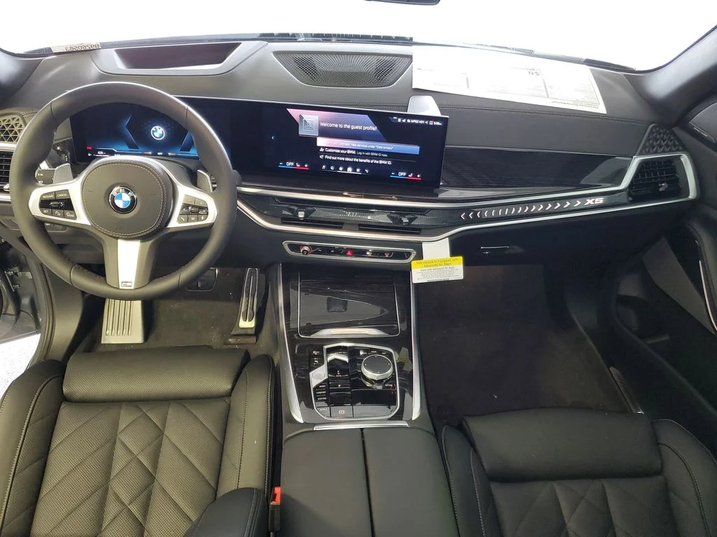 Used 2026 Gray BMW sDrive40i image 13