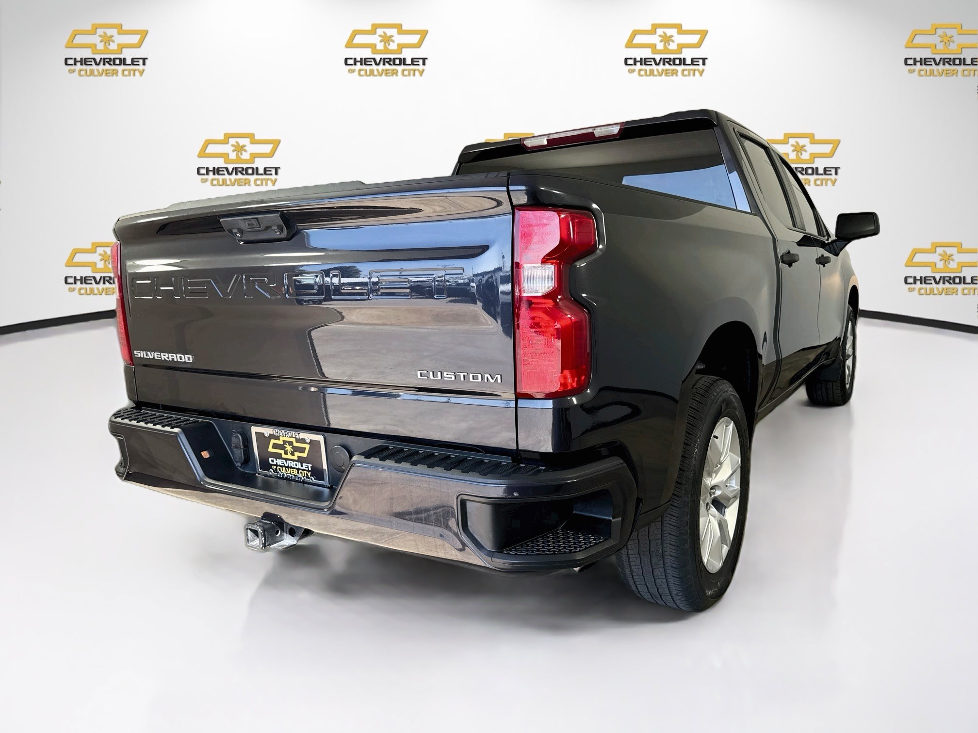 Used 2022 DARK ASH METALLIC Chevrolet Custom image 8