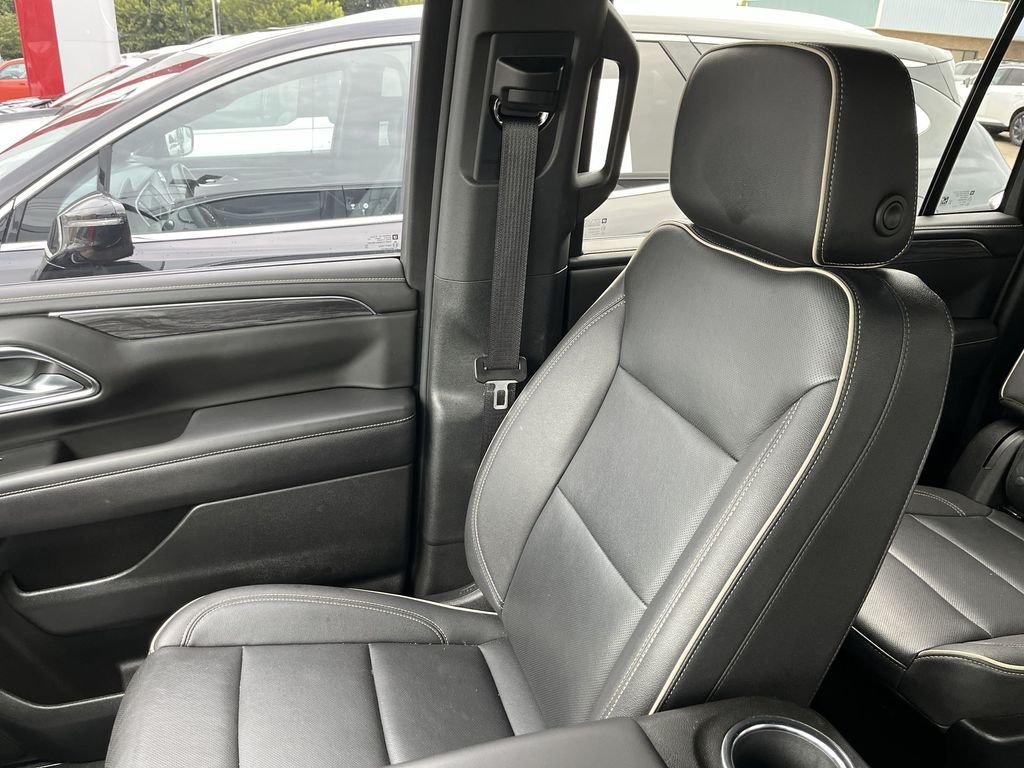 Used 2023 Gray GMC SLT image 25