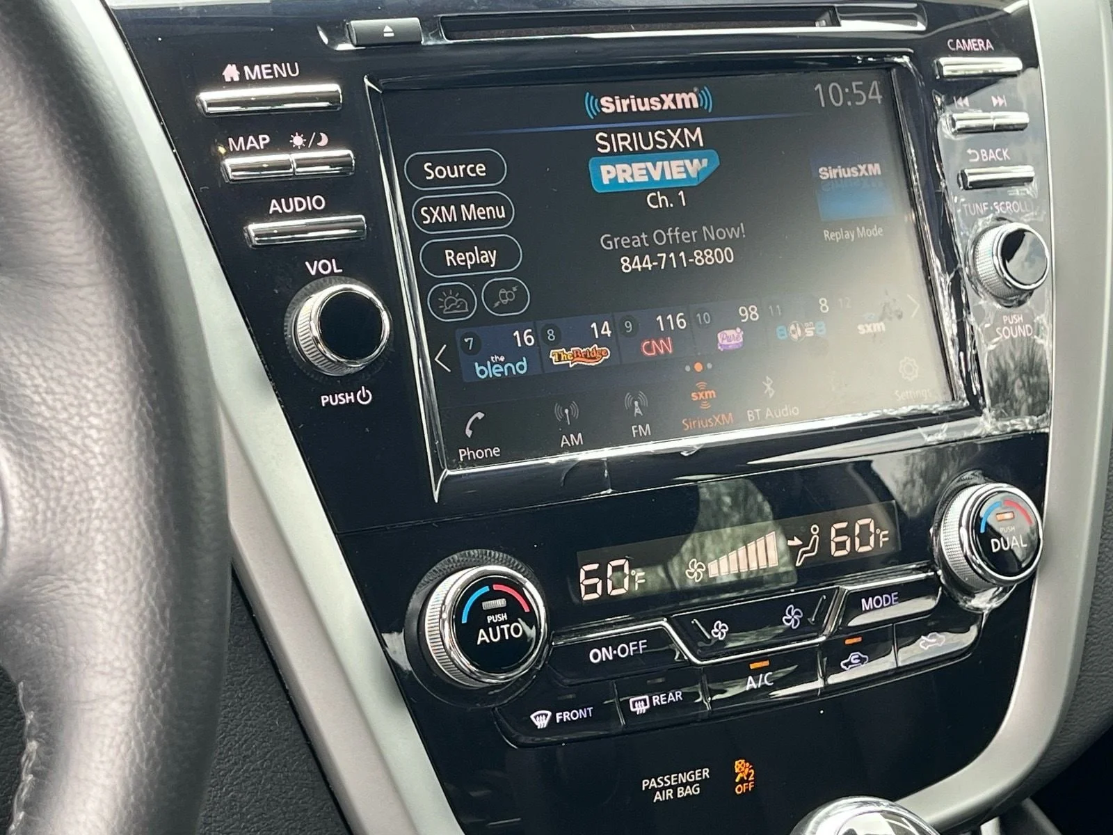 Used 2019 Pearl White Tricoat Nissan SL image 23