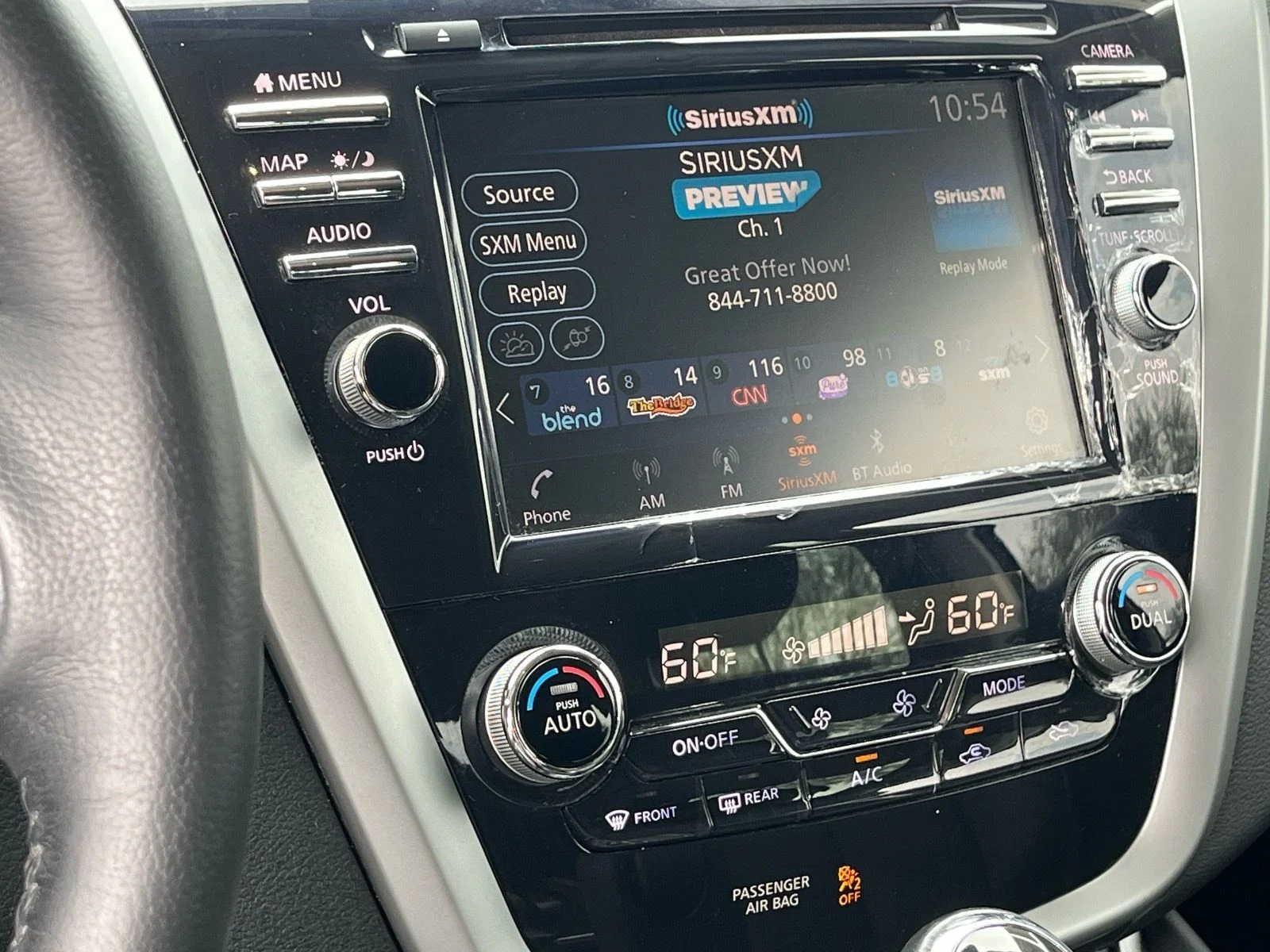 Used 2019 Pearl White Tricoat Nissan SL image 23